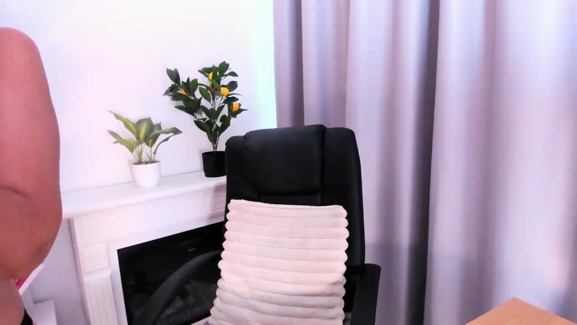 Gallery image thumbnail from WickedJolie's myfreecams stream on, 08/30/2026, 11:00 image 8 of 20
