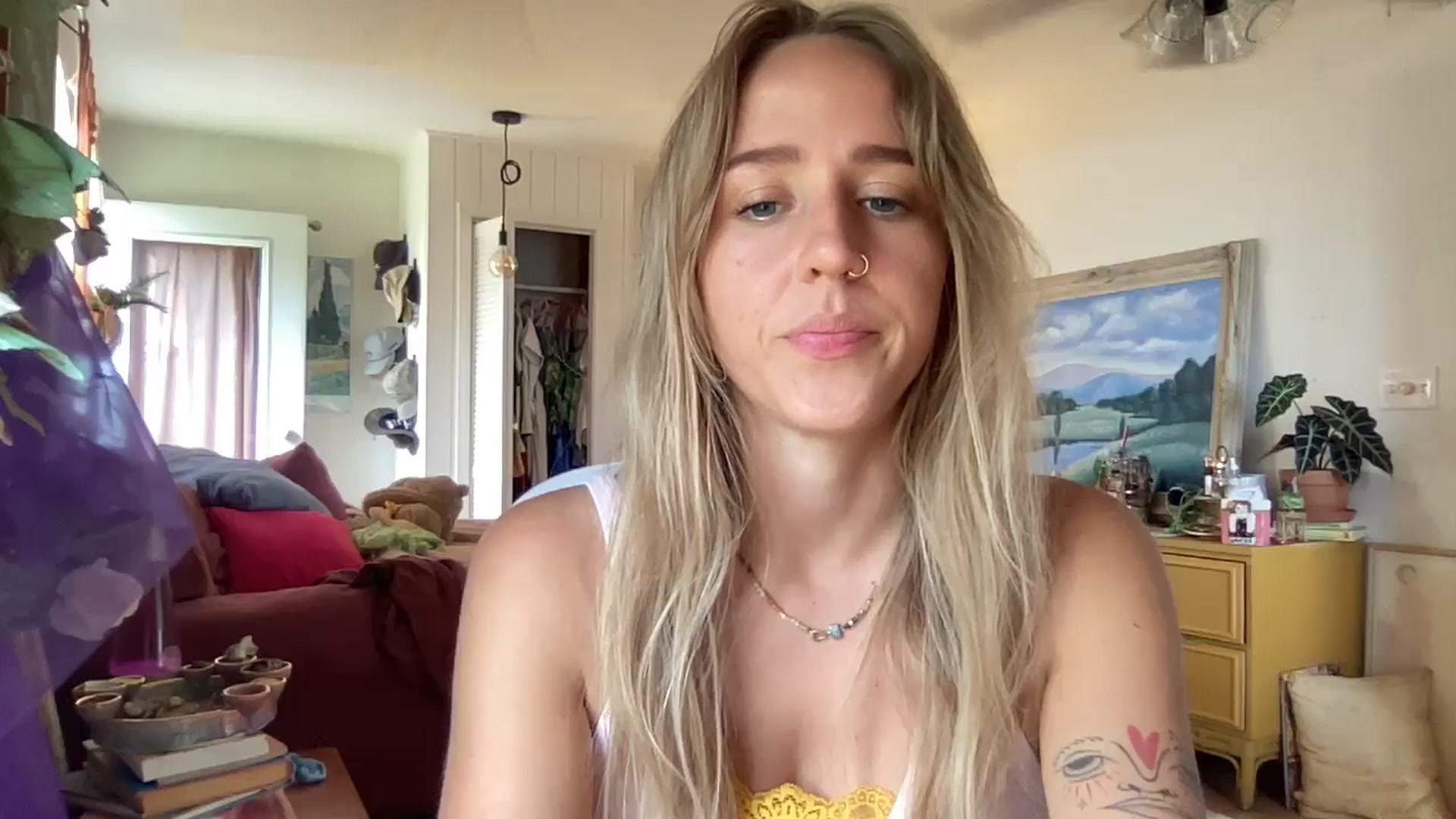 Gallery image thumbnail from WifeyElla's myfreecams stream on, 02/27/2025, 23:42 image 2 of 20