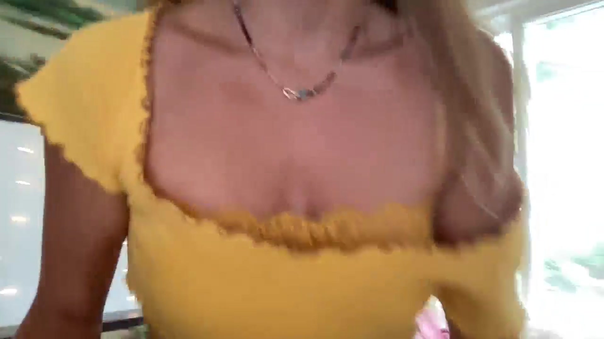 Gallery image thumbnail from WifeyElla's myfreecams stream on, 02/27/2025, 23:42 image 10 of 20