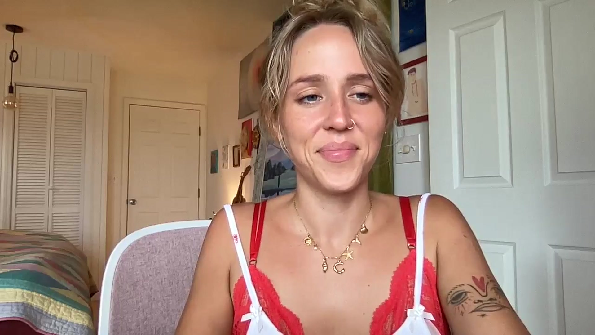 Gallery image thumbnail from WifeyElla's myfreecams stream on, 05/11/2025, 24:15 image 11 of 20
