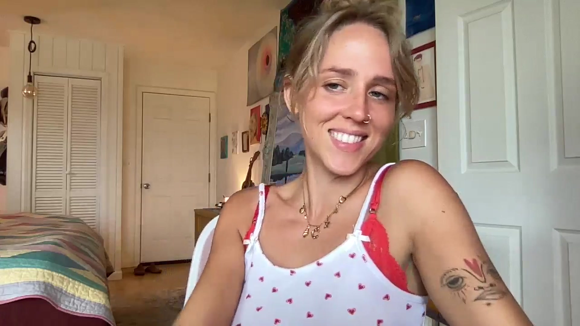 Gallery image thumbnail from WifeyElla's myfreecams stream on, 05/11/2025, 24:15 image 5 of 20