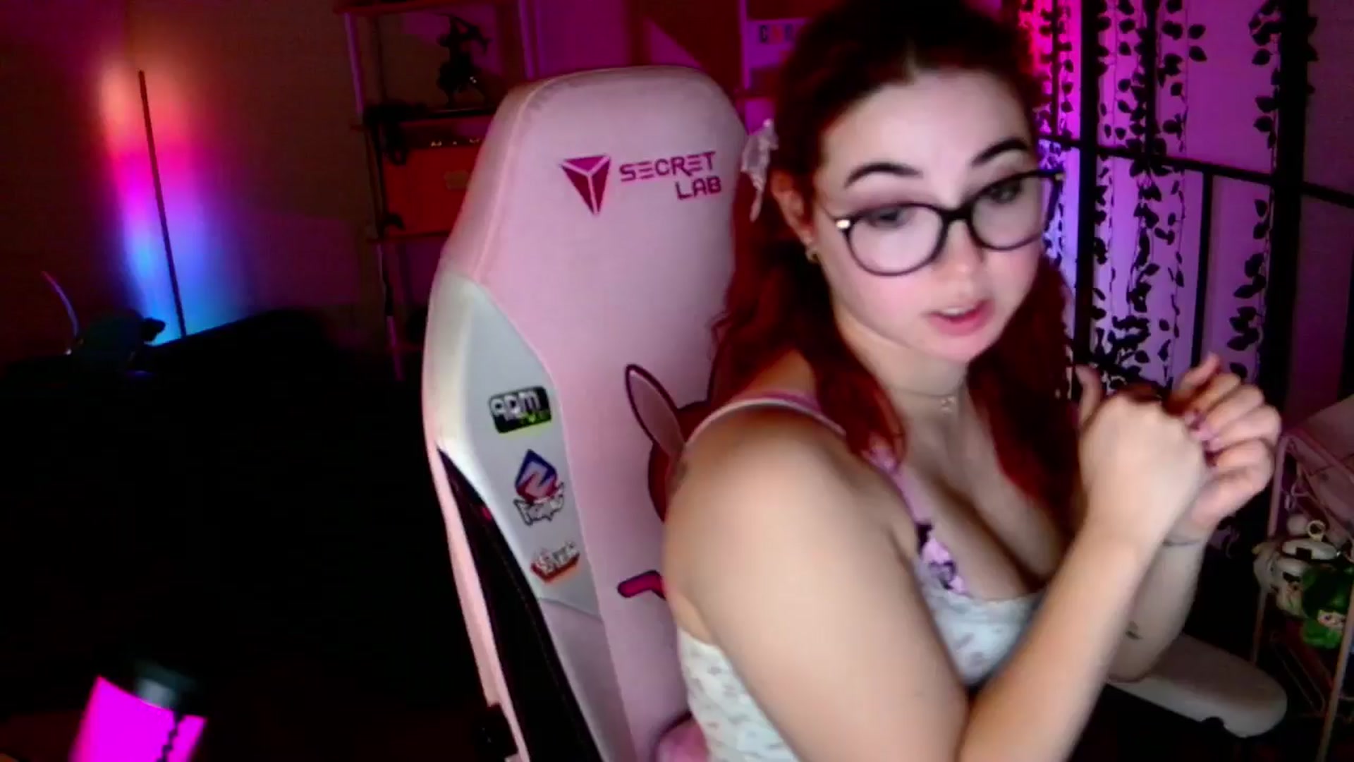 Gallery image thumbnail from WifeyOf_INNDY's myfreecams stream on, 02/26/2026, 09:21 image 20 of 20