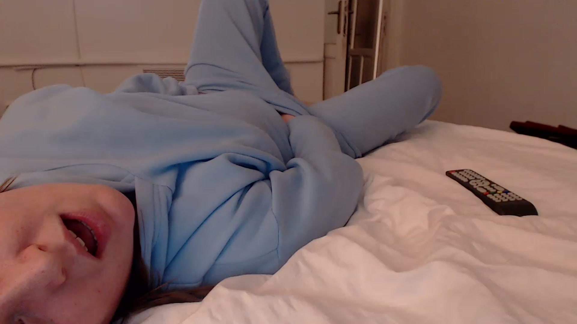 Gallery image thumbnail from WildButt's myfreecams stream on, 12/05/2022, 22:33 image 20 of 20