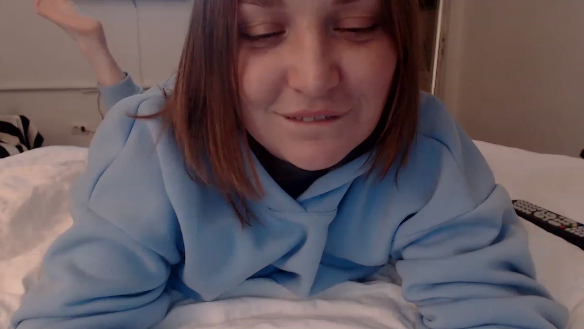Gallery image thumbnail from WildButt's myfreecams stream on, 12/05/2022, 22:33 image 17 of 20