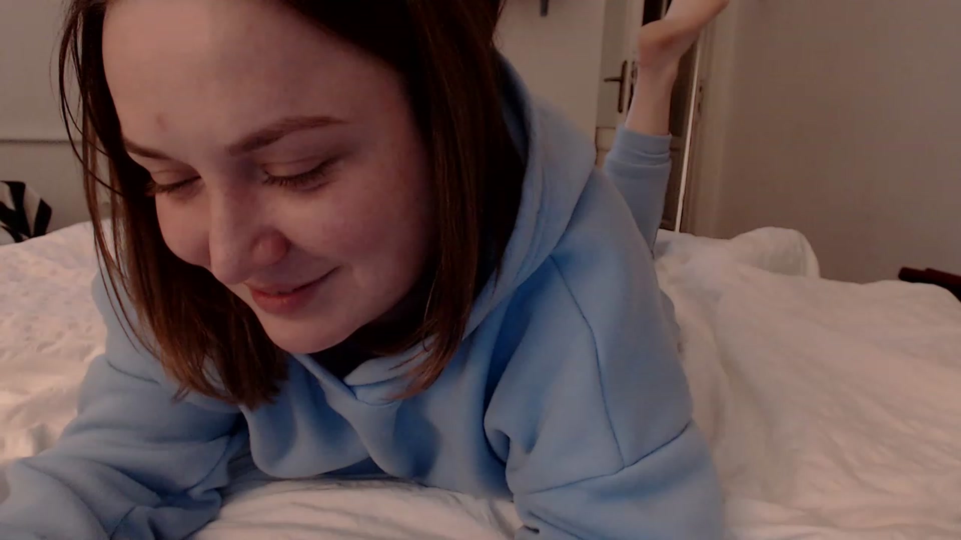 Gallery image thumbnail from WildButt's myfreecams stream on, 12/05/2022, 23:21 image 15 of 20