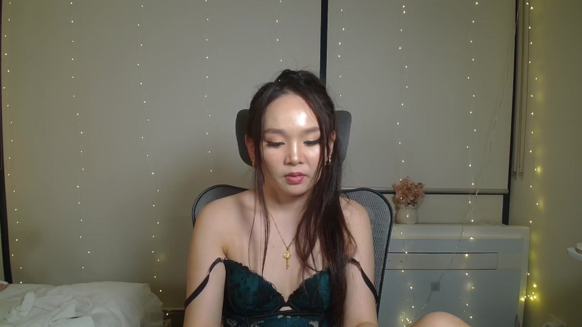 Gallery image thumbnail from WildHannaX's myfreecams stream on, 02/02/2025, 11:22 image 20 of 20