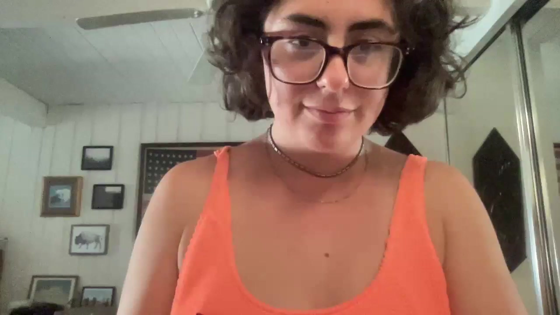 Gallery image thumbnail from WildHoneyLips's myfreecams stream on, 12/09/2025, 19:00 image 18 of 20