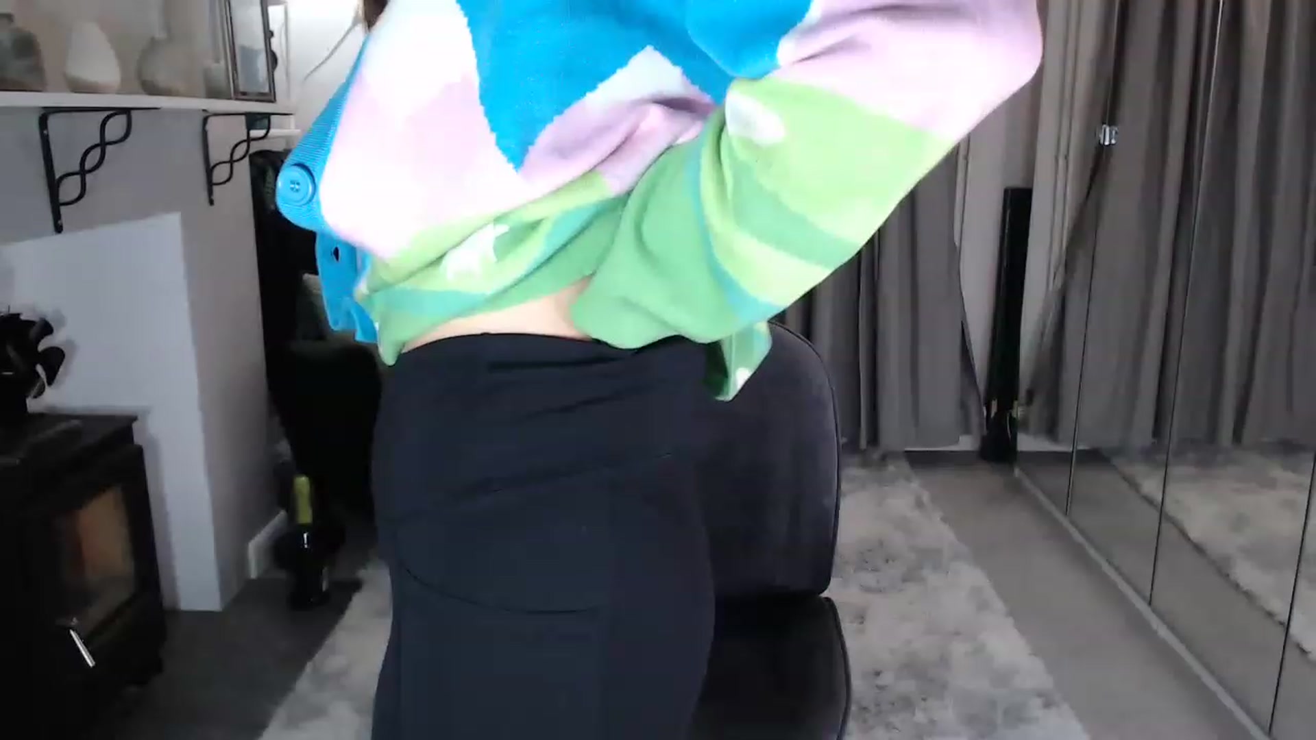 Gallery image thumbnail from WildPersian's myfreecams stream on, 11/23/2022, 02:14 image 19 of 20