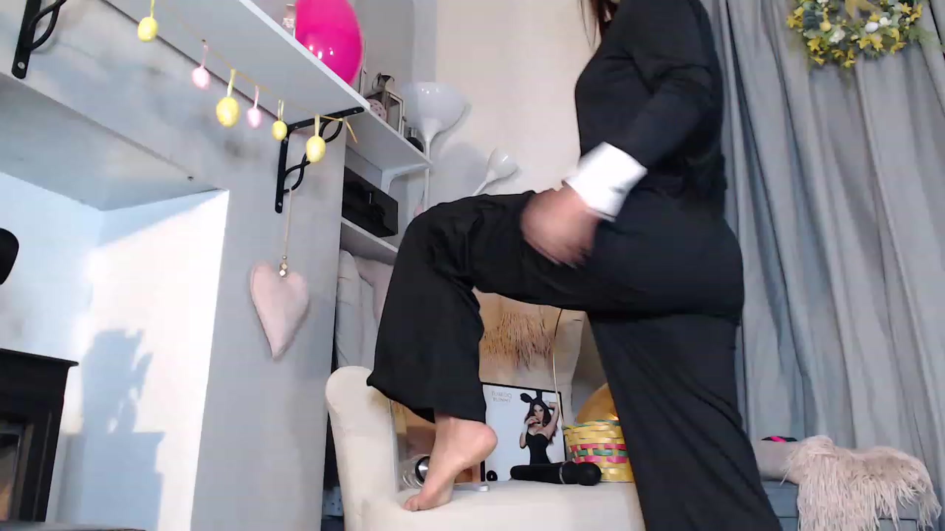 Gallery image thumbnail from WildPersian's myfreecams stream on, 04/10/2023, 05:09 image 7 of 20