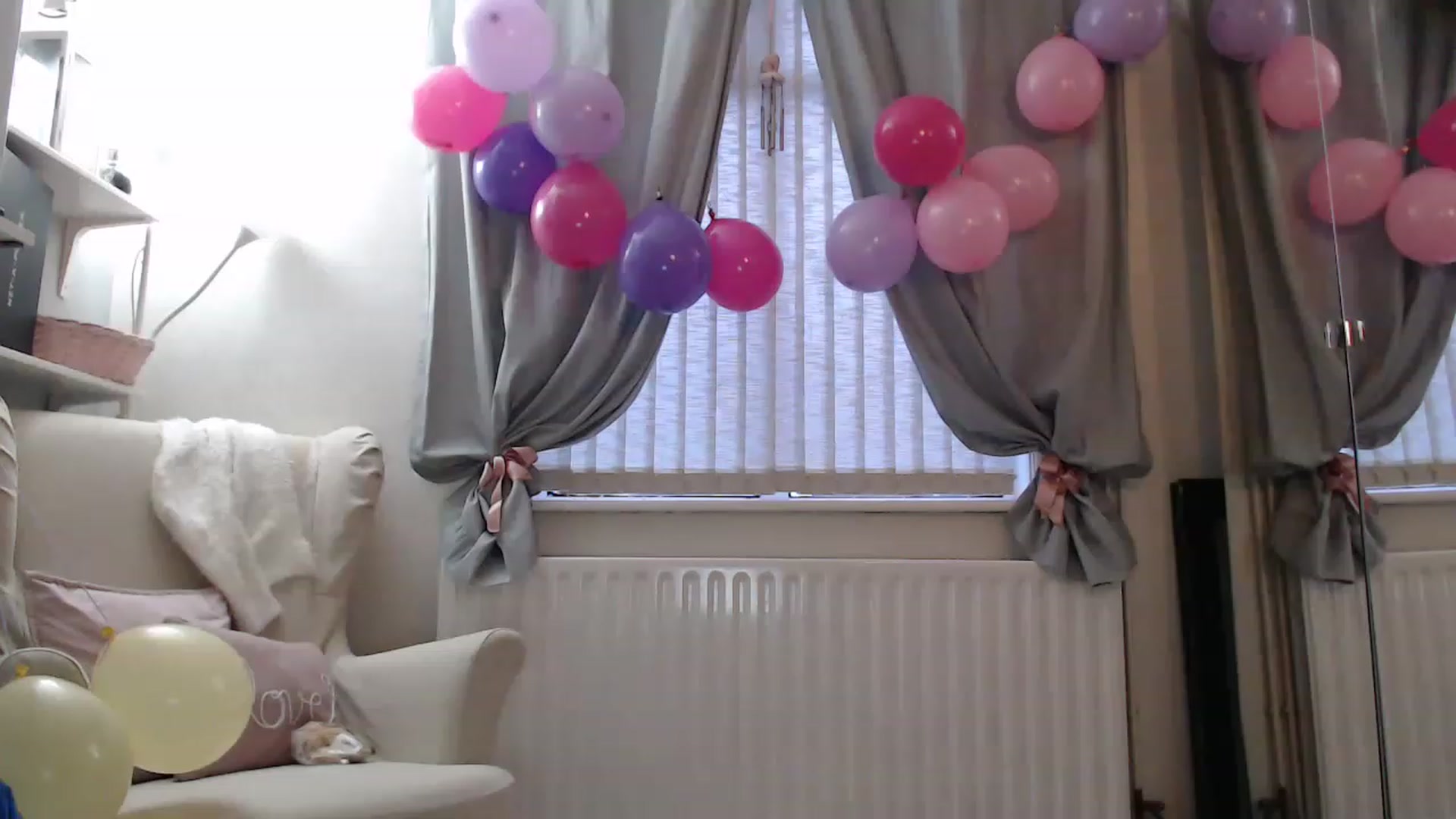 Gallery image thumbnail from WildPersian's myfreecams stream on, 05/02/2023, 06:23 image 5 of 20