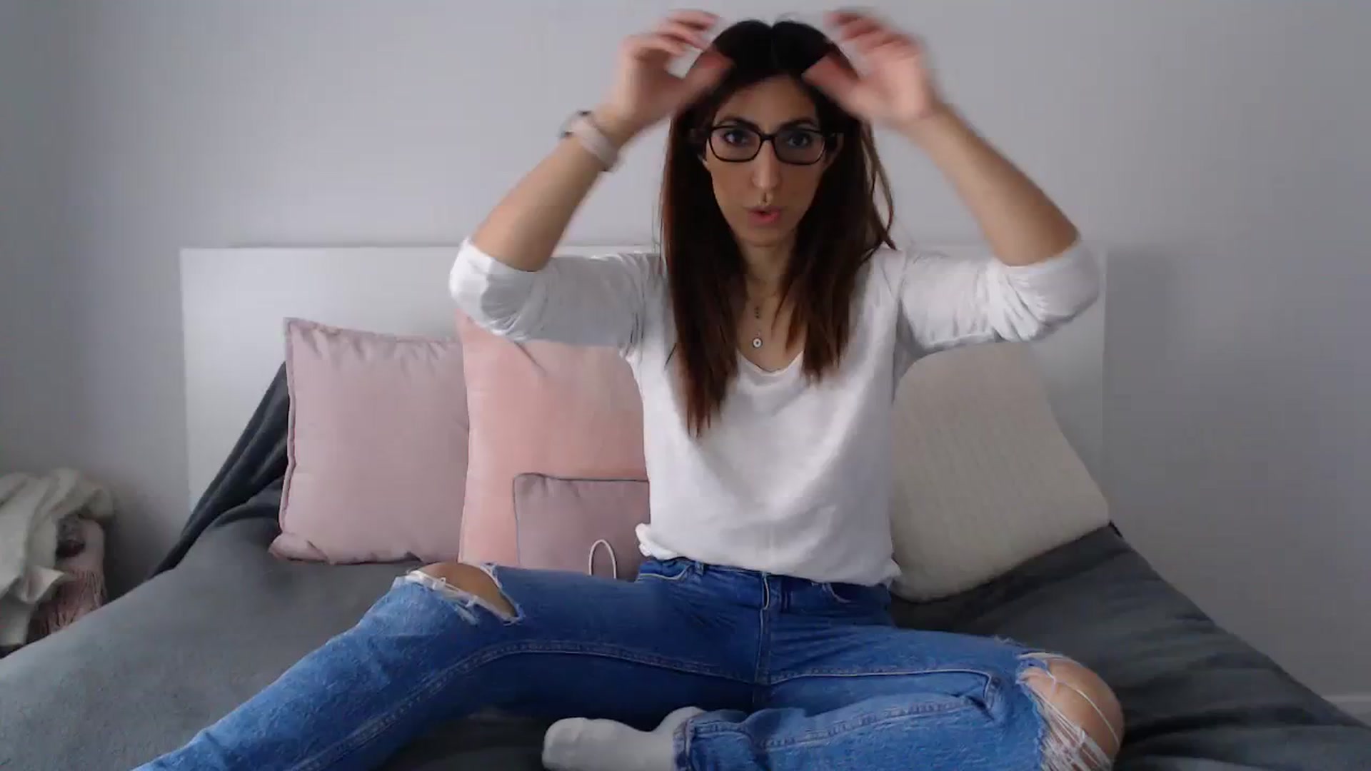 Gallery image thumbnail from WildPersian's myfreecams stream on, 02/07/2024, 11:36 image 1 of 20