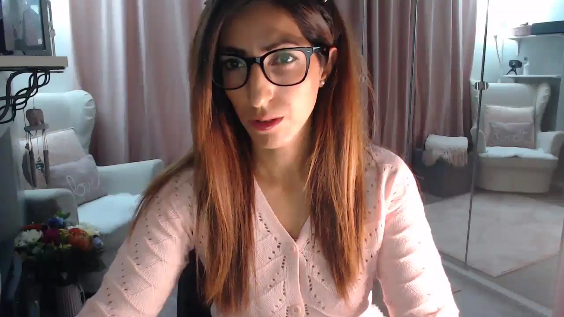 Gallery image thumbnail from WildPersian's myfreecams stream on, 09/05/2024, 02:12 image 4 of 20