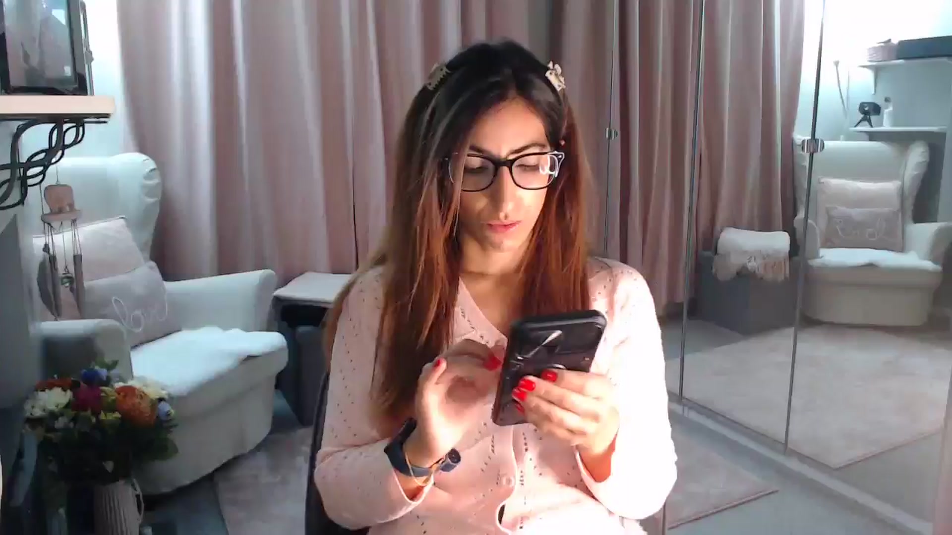 Gallery image thumbnail from WildPersian's myfreecams stream on, 09/05/2024, 02:12 image 5 of 20