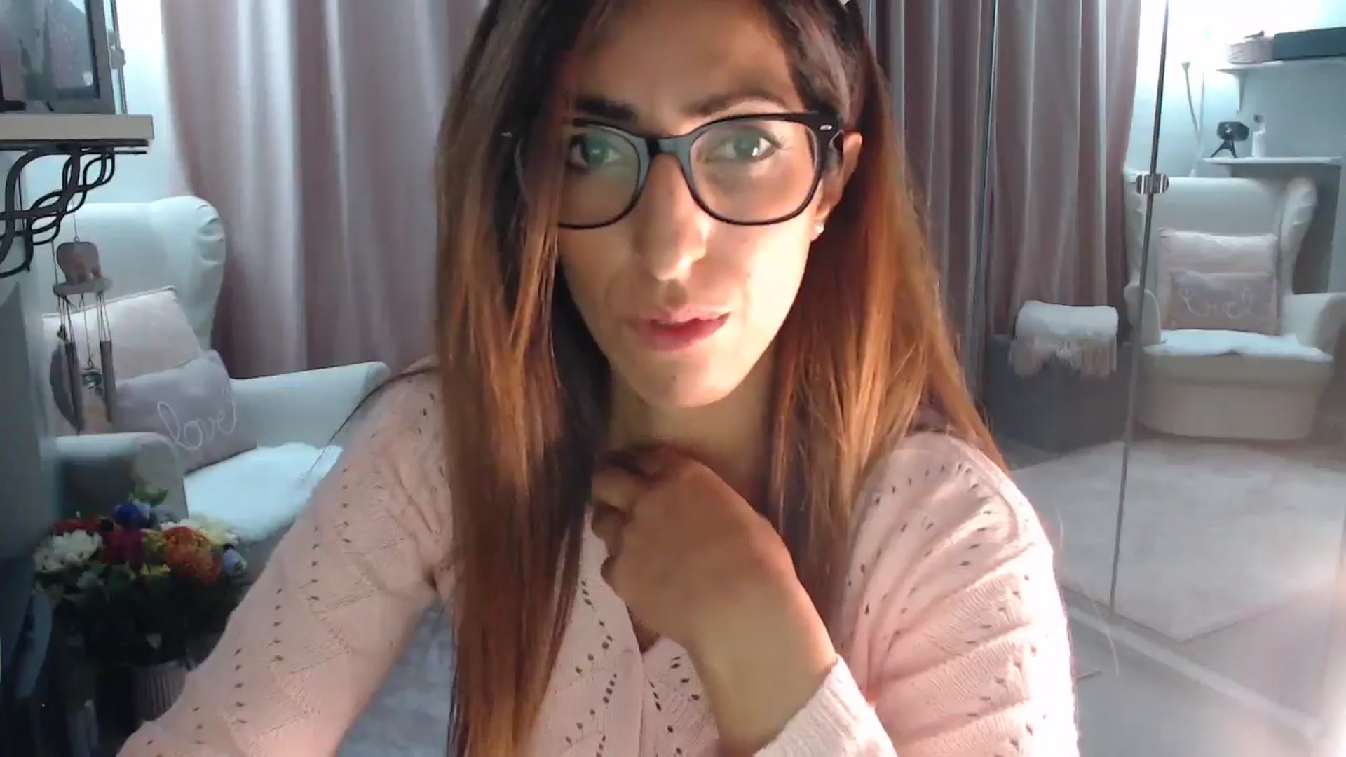 Gallery image thumbnail from WildPersian's myfreecams stream on, 09/05/2024, 03:08 image 5 of 20