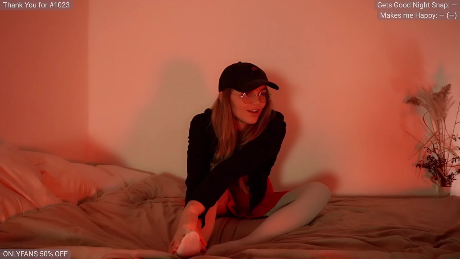 Gallery image thumbnail from WildThyme's myfreecams stream on, 12/06/2022, 23:15 image 1 of 20