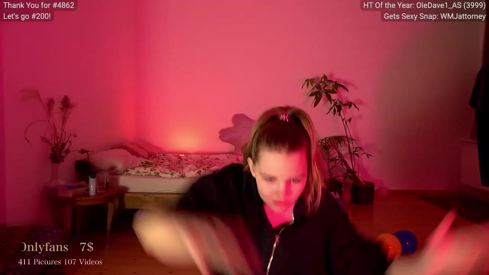 Gallery image thumbnail from WildThyme's myfreecams stream on, 03/02/2023, 22:43 image 4 of 20