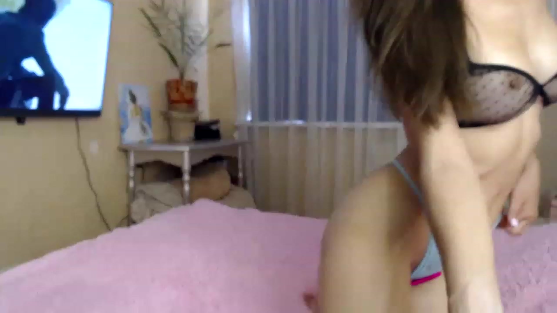 Gallery image thumbnail from Wild_kitten_'s myfreecams stream on, 06/12/2023, 04:12 image 3 of 20