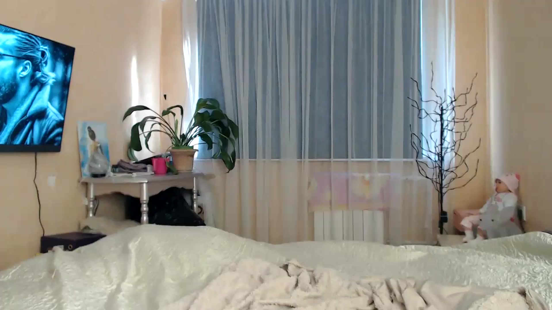 Gallery image thumbnail from Wild_kitten_'s myfreecams stream on, 09/19/2023, 07:35 image 17 of 20