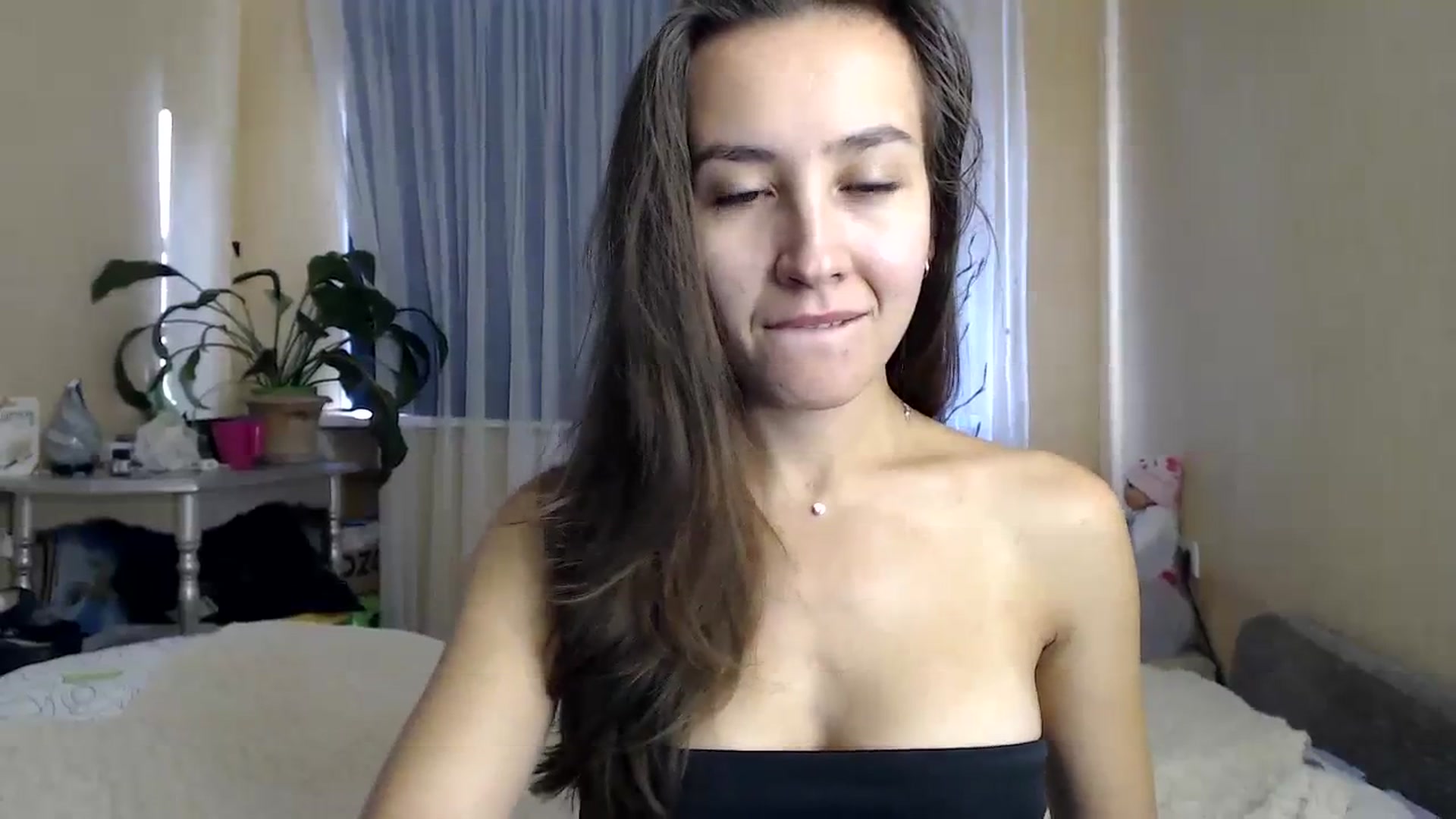 Gallery image thumbnail from Wild_kitten_'s myfreecams stream on, 10/02/2023, 03:38 image 9 of 20