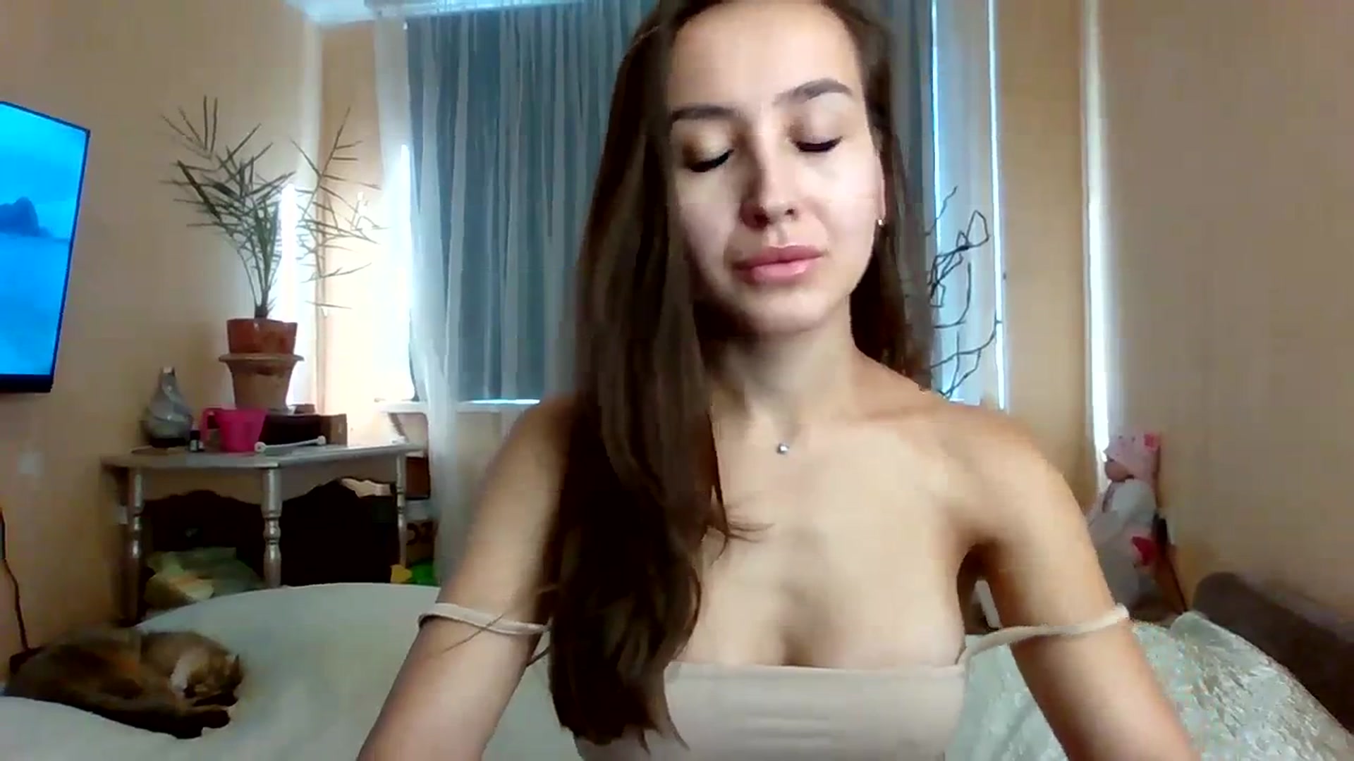 Gallery image thumbnail from Wild_kitten_'s myfreecams stream on, 10/13/2023, 05:04 image 10 of 20