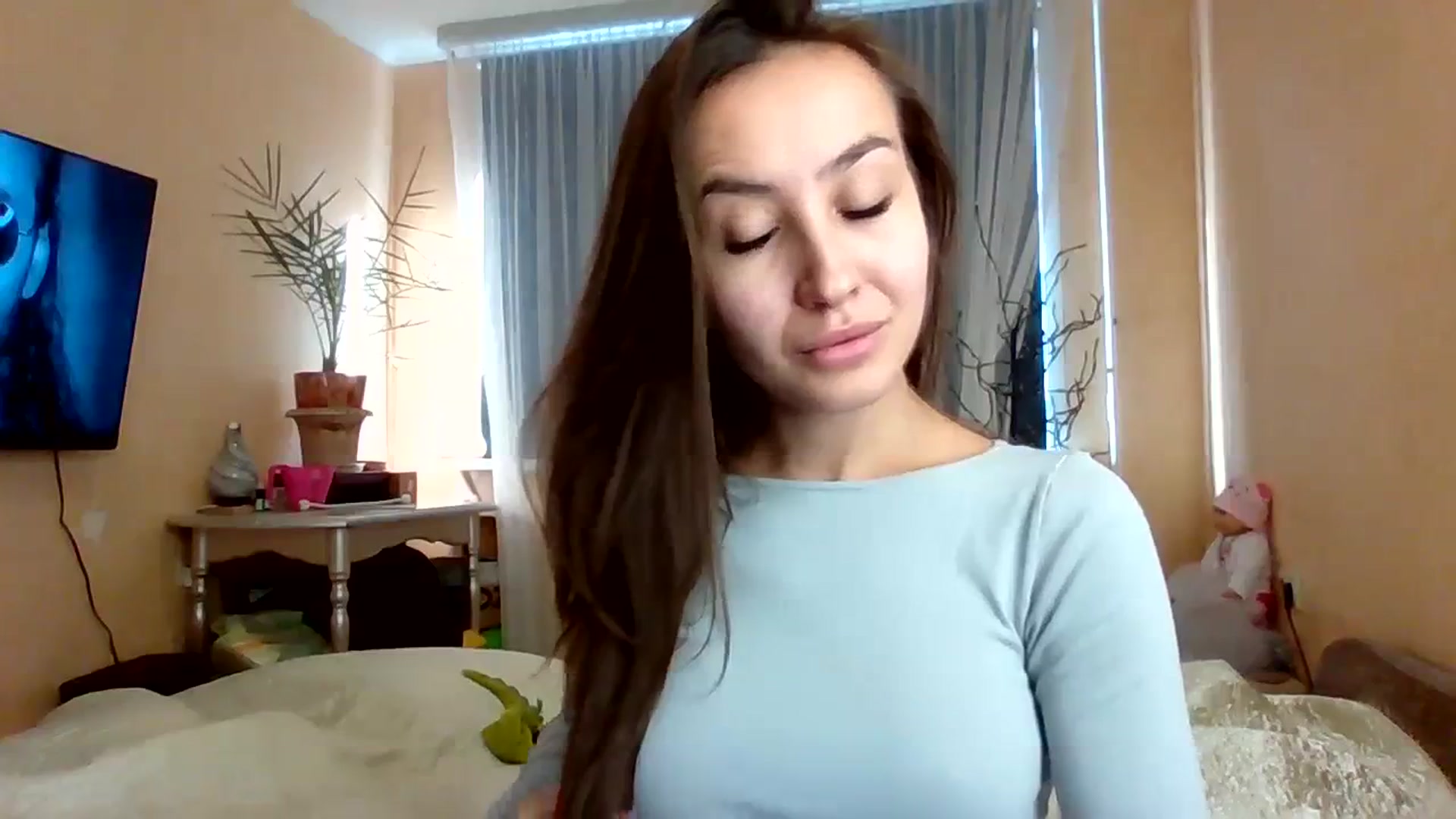 Gallery image thumbnail from Wild_kitten_'s myfreecams stream on, 10/14/2023, 04:47 image 5 of 20