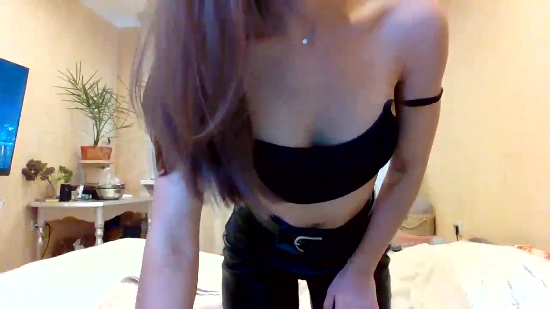 Gallery image thumbnail from Wild_kitten_'s myfreecams stream on, 11/13/2023, 05:23 image 5 of 20