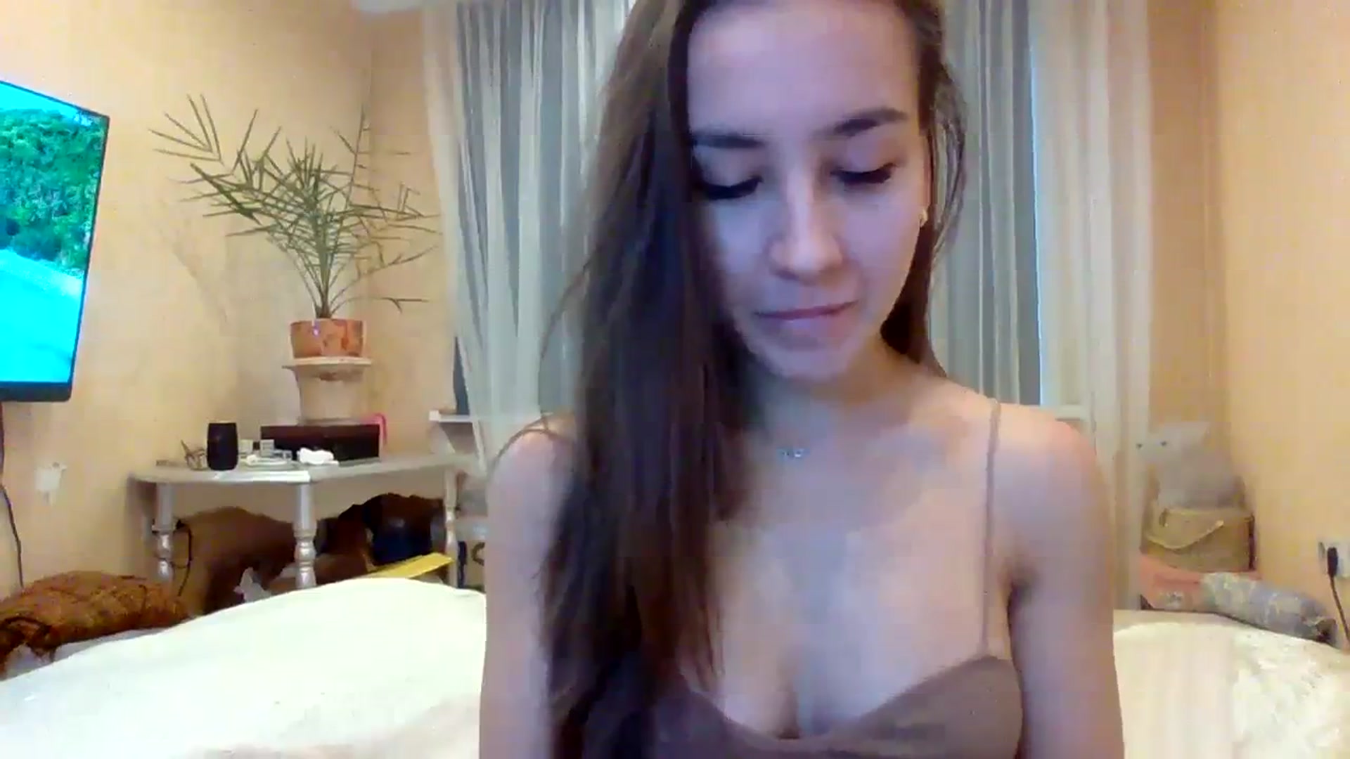 Gallery image thumbnail from Wild_kitten_'s myfreecams stream on, 11/23/2023, 04:10 image 17 of 20