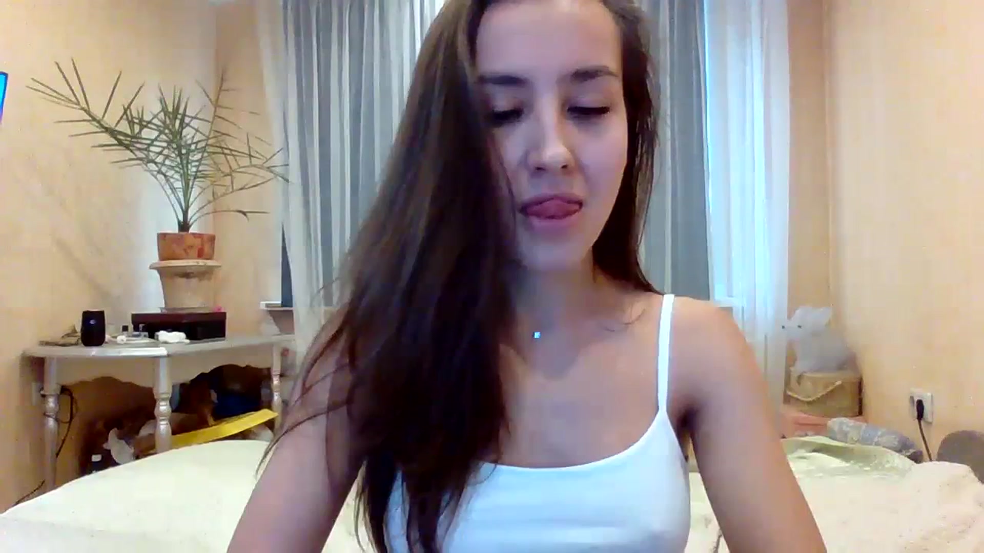 Gallery image thumbnail from Wild_kitten_'s myfreecams stream on, 11/28/2023, 06:17 image 14 of 20