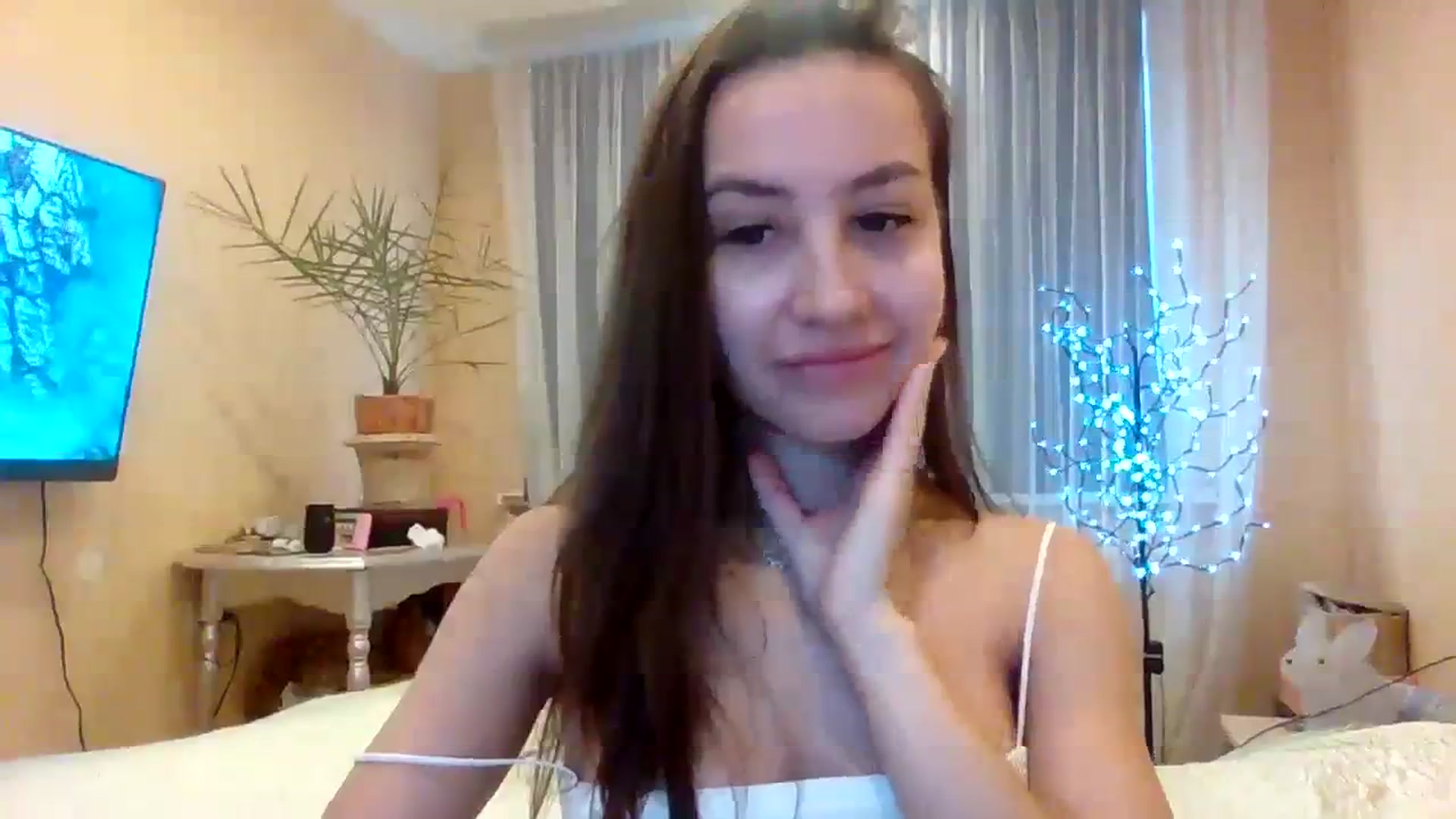Gallery image thumbnail from Wild_kitten_'s myfreecams stream on, 12/16/2023, 04:29 image 19 of 20