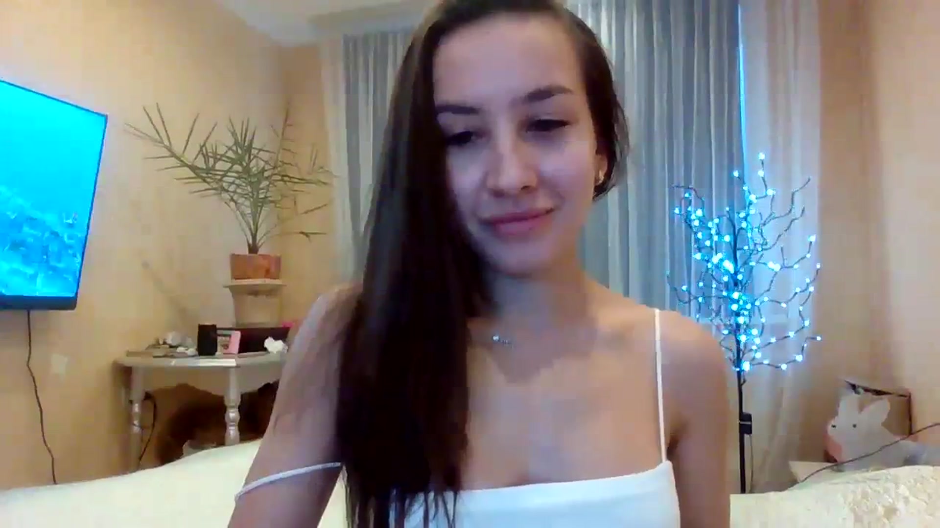 Gallery image thumbnail from Wild_kitten_'s myfreecams stream on, 12/16/2023, 04:29 image 2 of 20