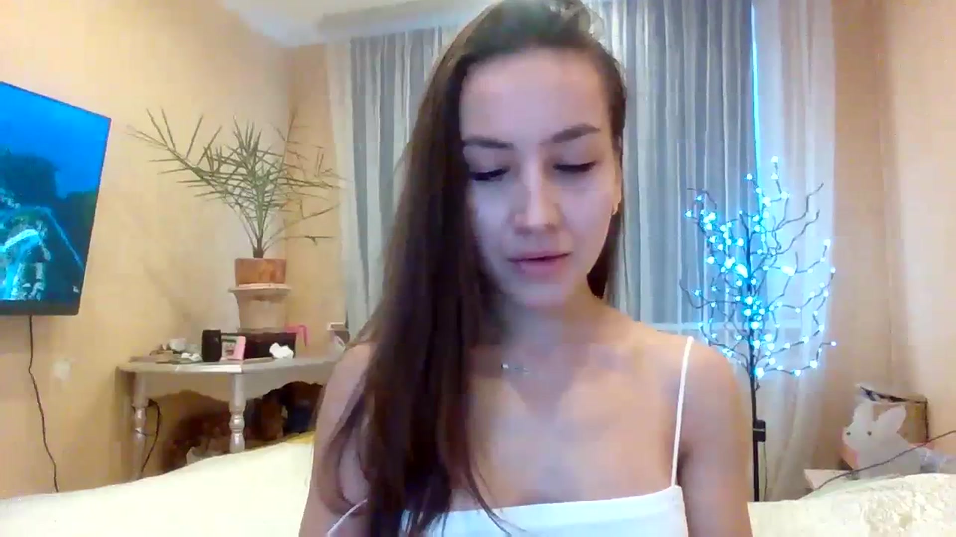 Gallery image thumbnail from Wild_kitten_'s myfreecams stream on, 12/16/2023, 04:29 image 15 of 20