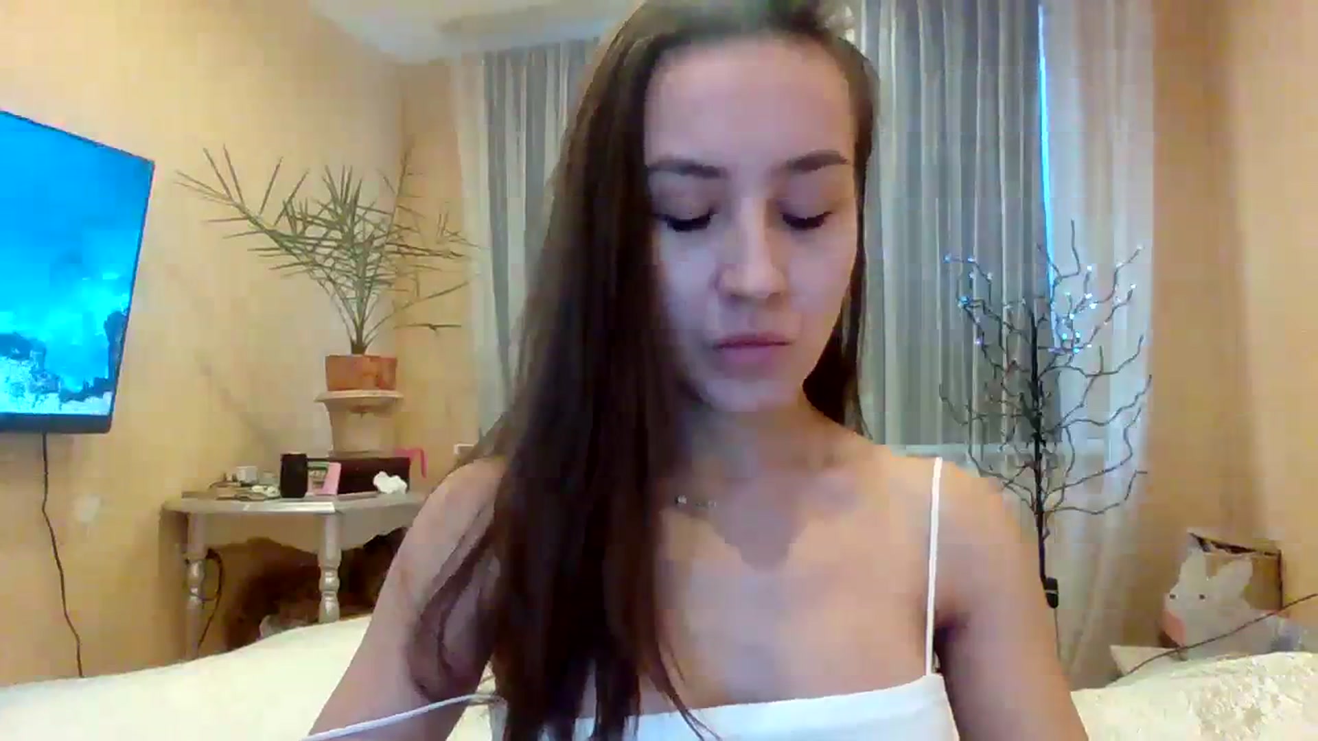 Gallery image thumbnail from Wild_kitten_'s myfreecams stream on, 12/16/2023, 04:29 image 11 of 20
