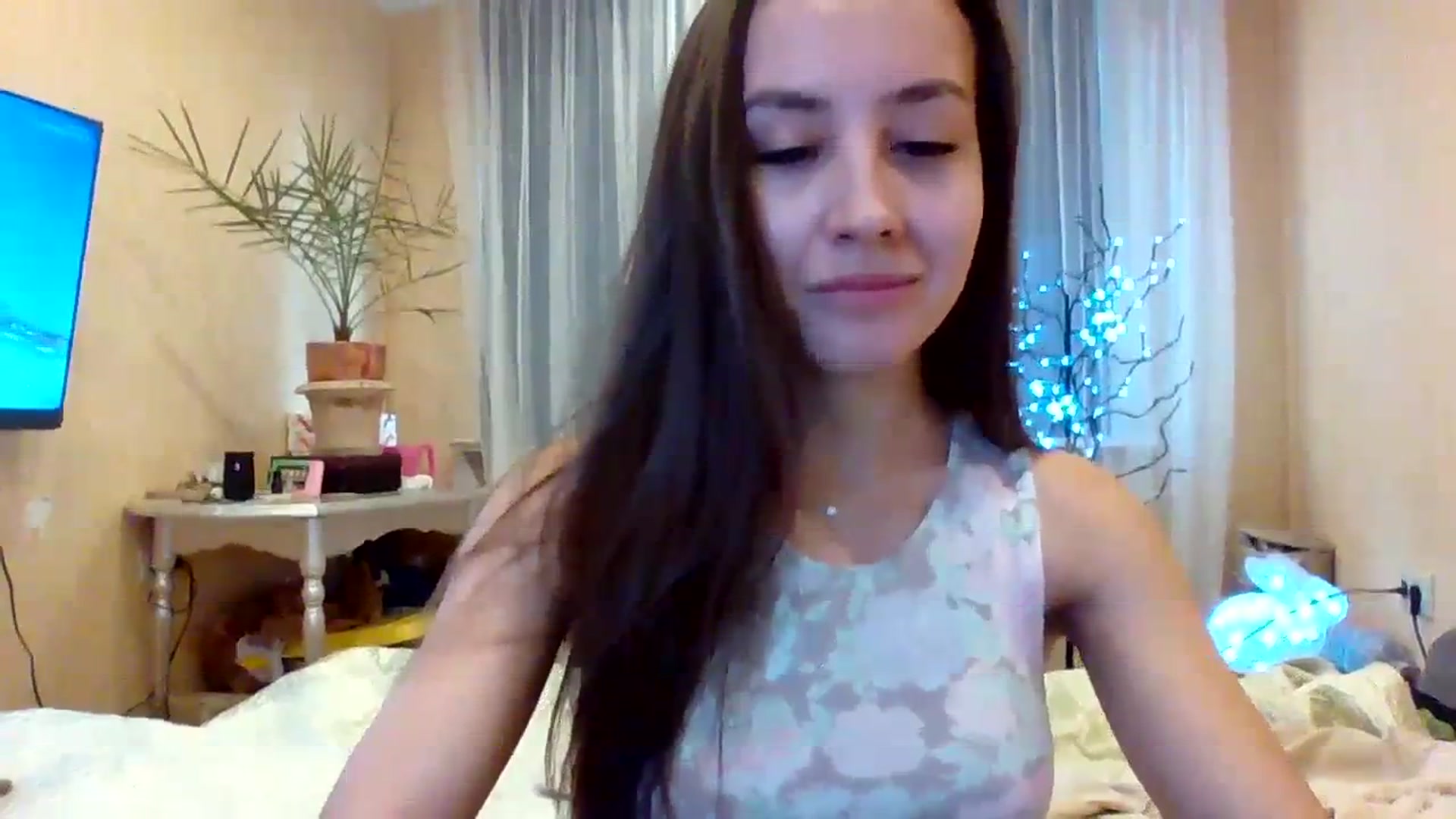 Gallery image thumbnail from Wild_kitten_'s myfreecams stream on, 12/27/2023, 04:27 image 13 of 20
