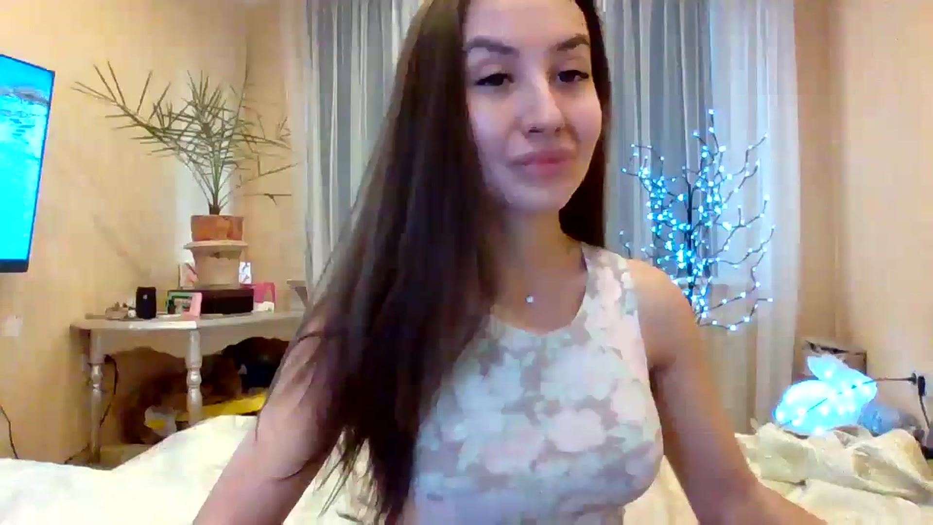 Gallery image thumbnail from Wild_kitten_'s myfreecams stream on, 12/27/2023, 04:27 image 14 of 20
