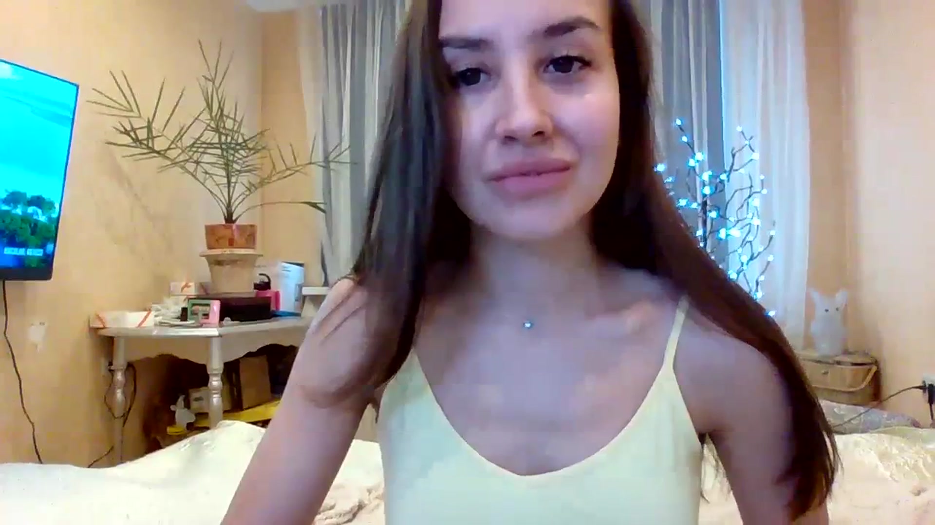 Gallery image thumbnail from Wild_kitten_'s myfreecams stream on, 01/06/2024, 04:38 image 13 of 20