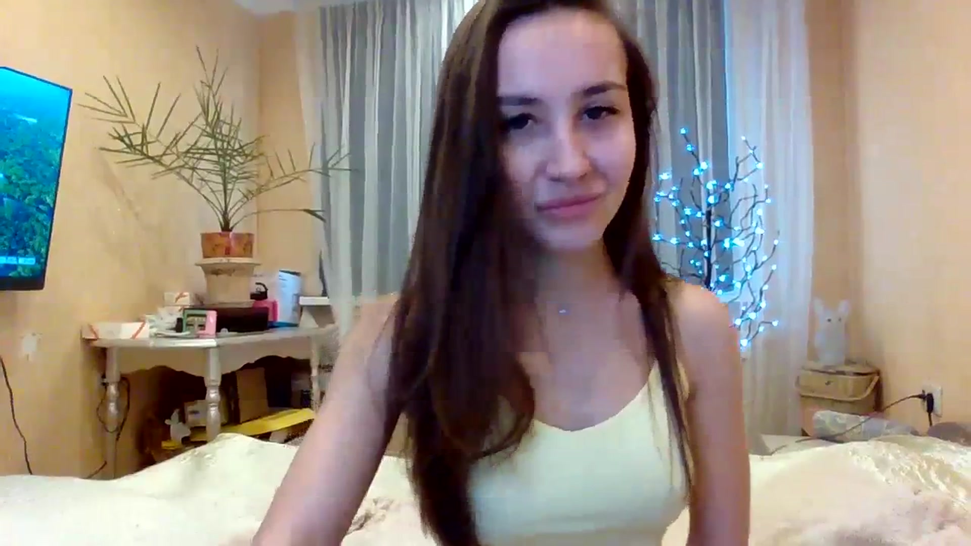 Gallery image thumbnail from Wild_kitten_'s myfreecams stream on, 01/06/2024, 04:38 image 6 of 20