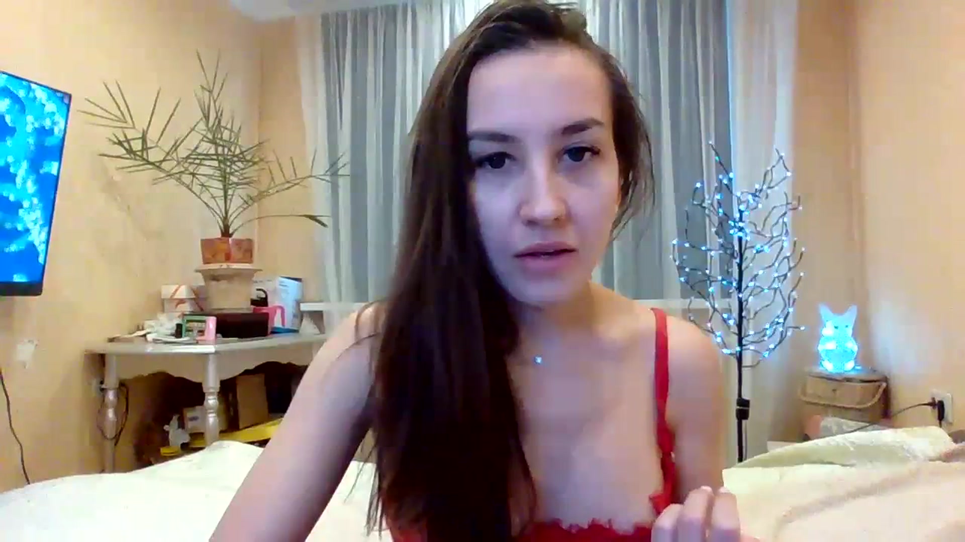Gallery image thumbnail from Wild_kitten_'s myfreecams stream on, 01/08/2024, 05:00 image 18 of 20