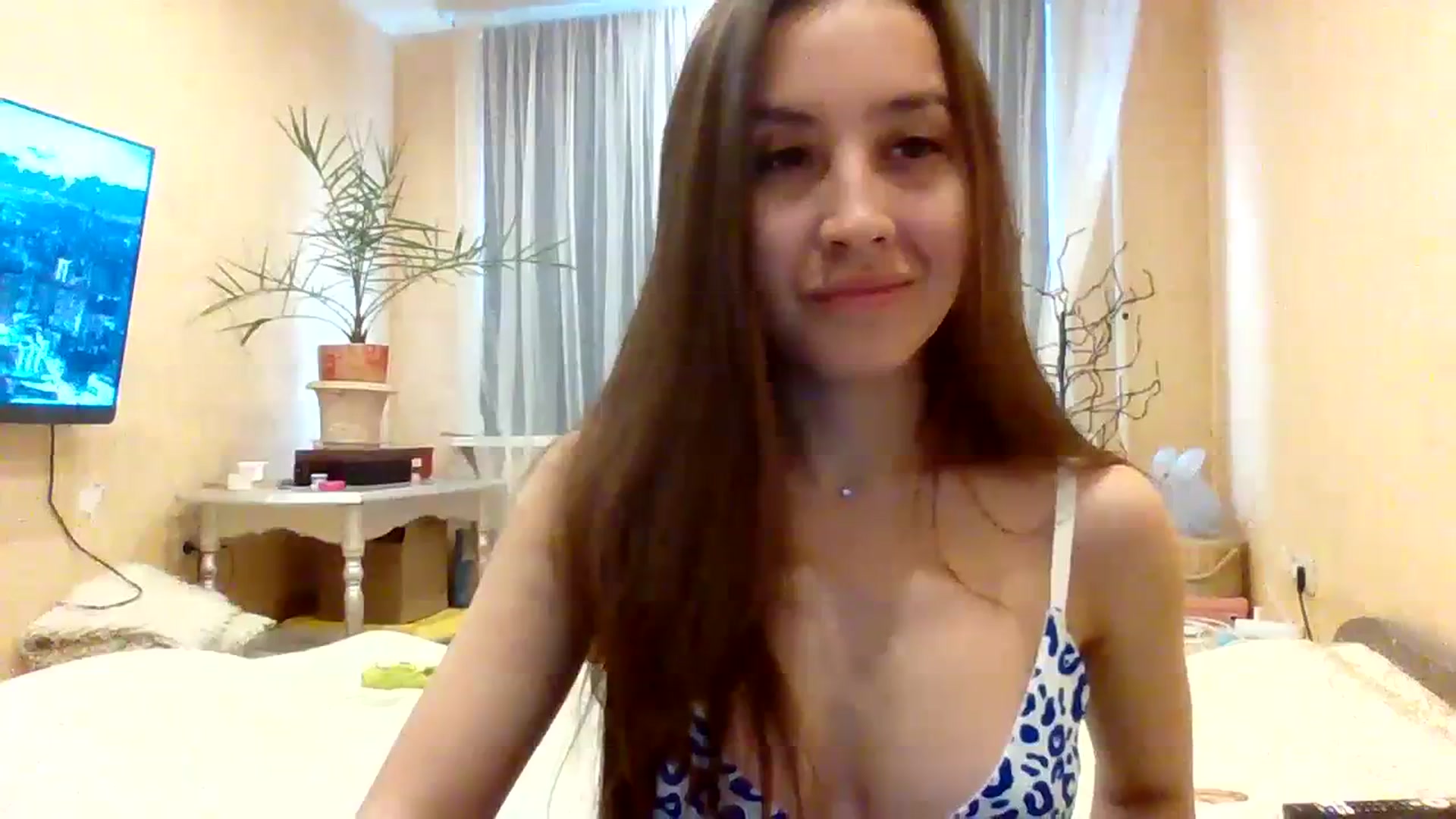 Gallery image thumbnail from Wild_kitten_'s myfreecams stream on, 03/28/2024, 04:49 image 10 of 20
