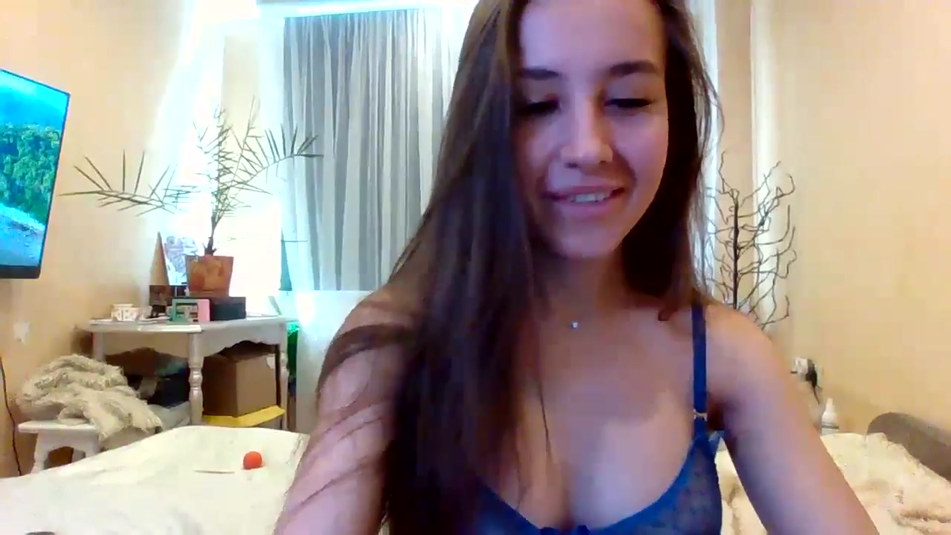 Gallery image thumbnail from Wild_kitten_'s myfreecams stream on, 06/03/2024, 04:59 image 16 of 20