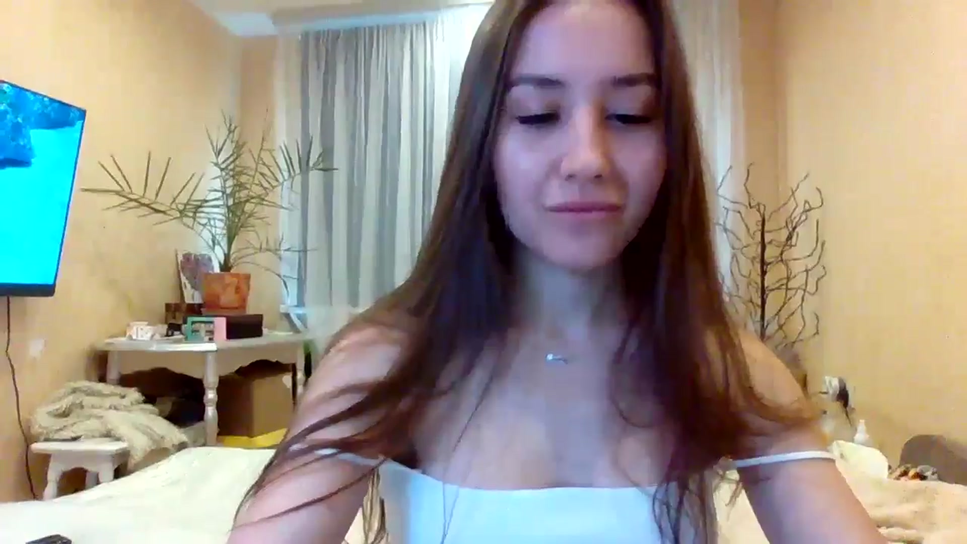 Gallery image thumbnail from Wild_kitten_'s myfreecams stream on, 06/04/2024, 04:05 image 18 of 20