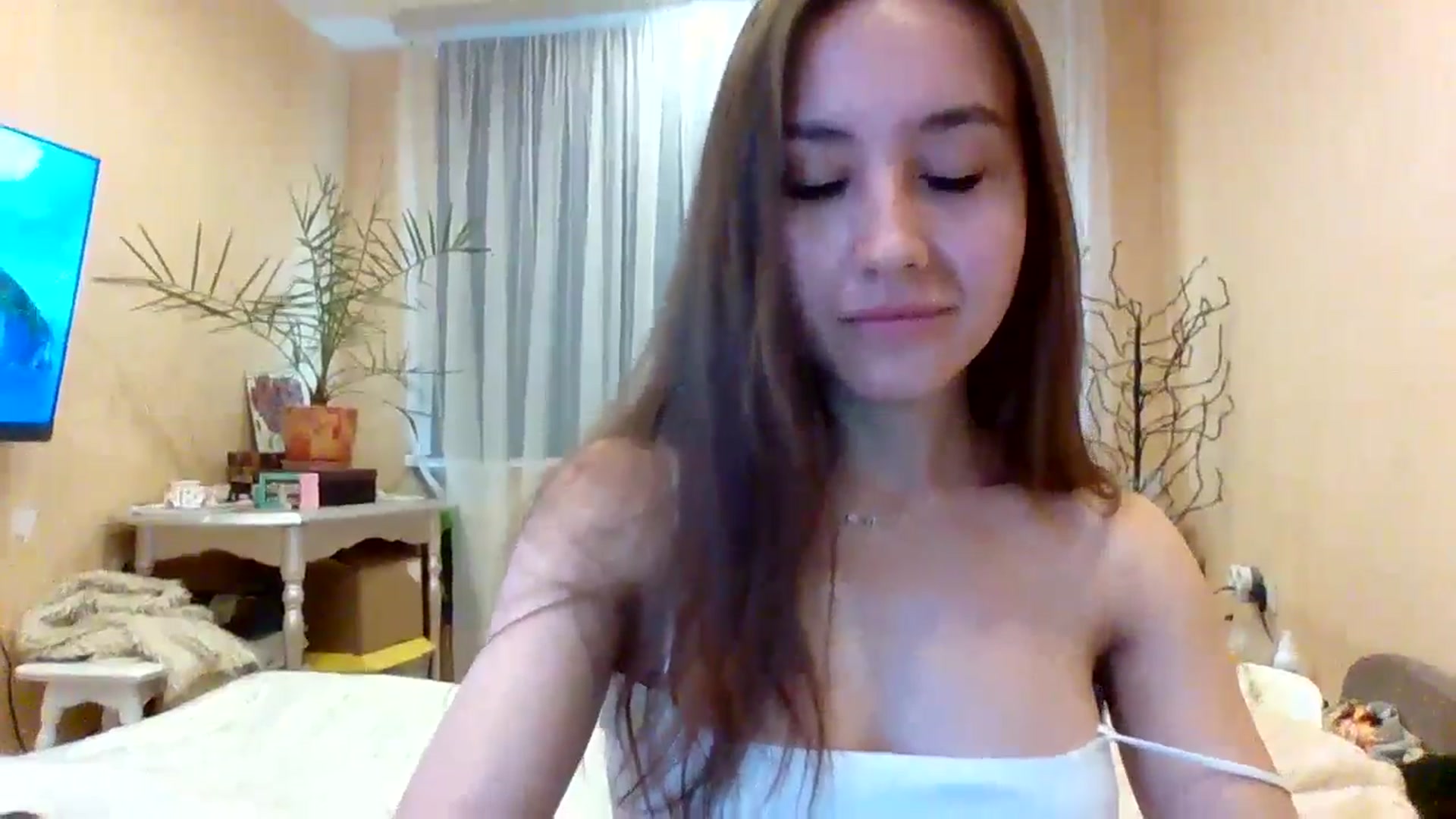 Gallery image thumbnail from Wild_kitten_'s myfreecams stream on, 06/04/2024, 05:01 image 15 of 20
