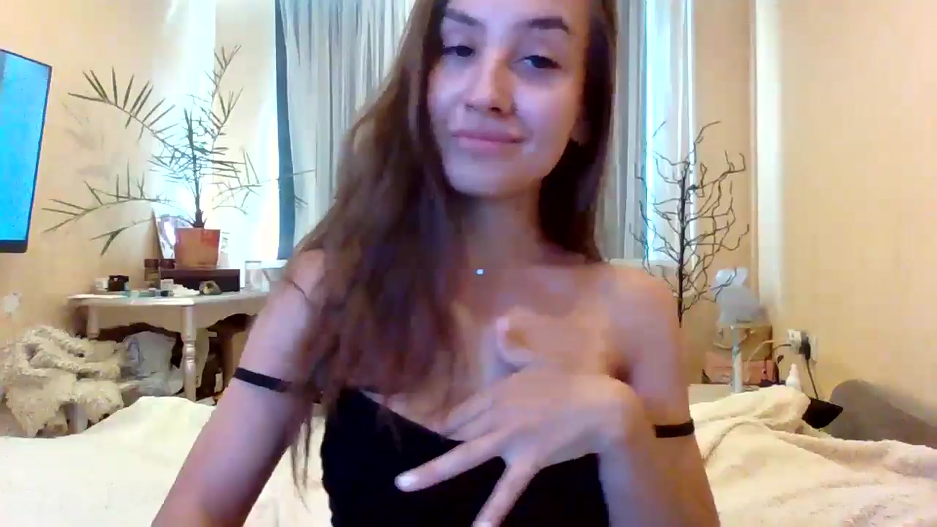 Gallery image thumbnail from Wild_kitten_'s myfreecams stream on, 07/07/2024, 04:34 image 14 of 20