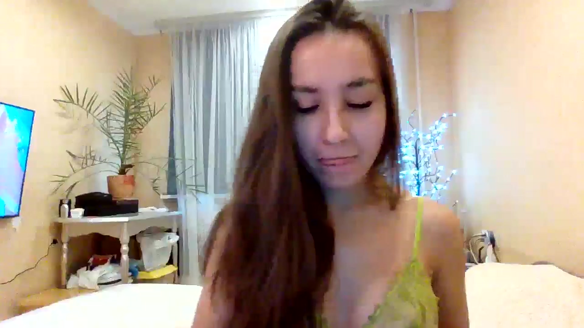 Gallery image thumbnail from Wild_kitten_'s myfreecams stream on, 11/03/2024, 03:00 image 11 of 20