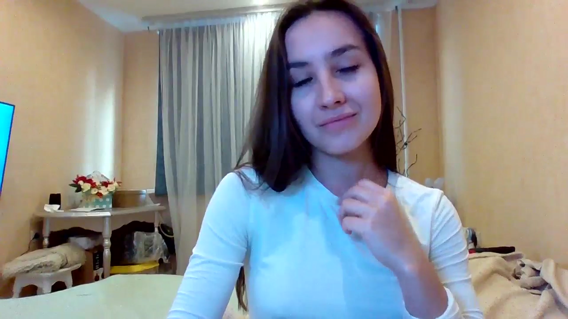 Gallery image thumbnail from Wild_kitten_'s myfreecams stream on, 12/06/2024, 04:20 image 6 of 20