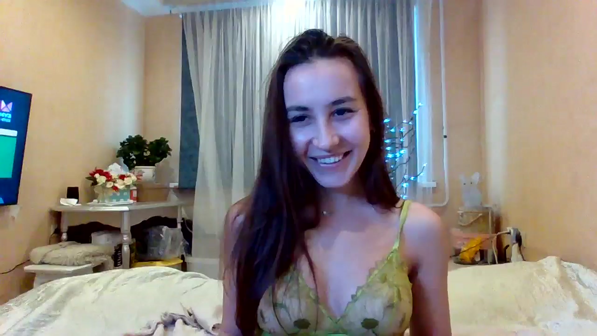 Gallery image thumbnail from Wild_kitten_'s myfreecams stream on, 12/12/2024, 05:32 image 9 of 20