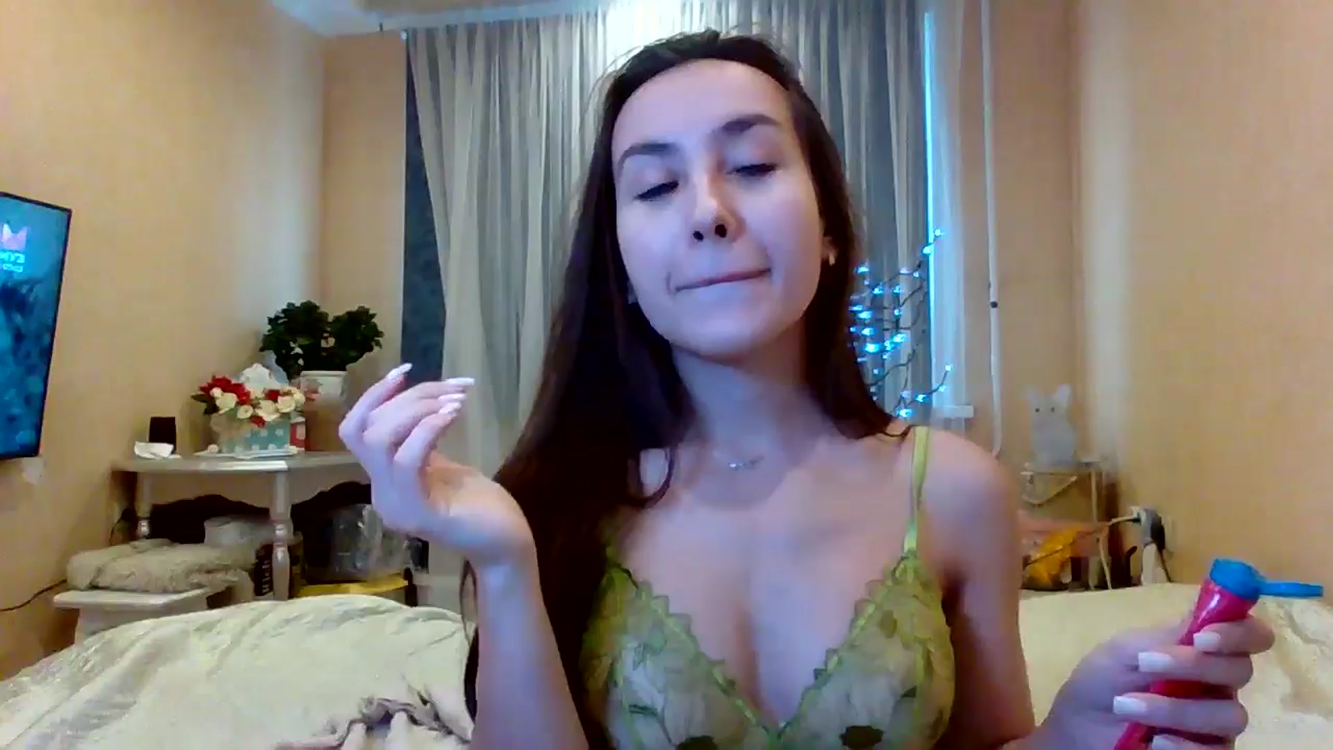Gallery image thumbnail from Wild_kitten_'s myfreecams stream on, 12/12/2024, 05:32 image 8 of 20