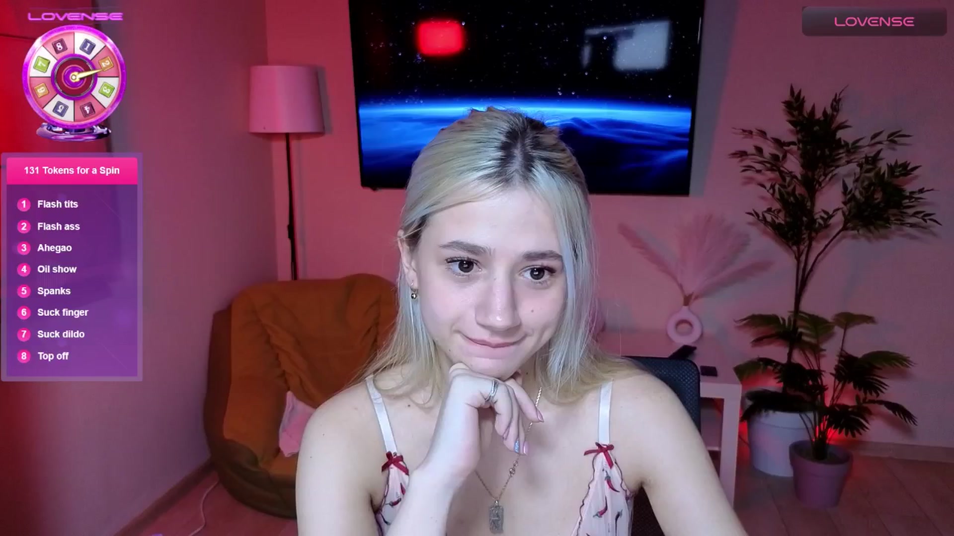 Gallery image thumbnail from Wildberry's myfreecams stream on, 05/01/2026, 15:38 image 8 of 20