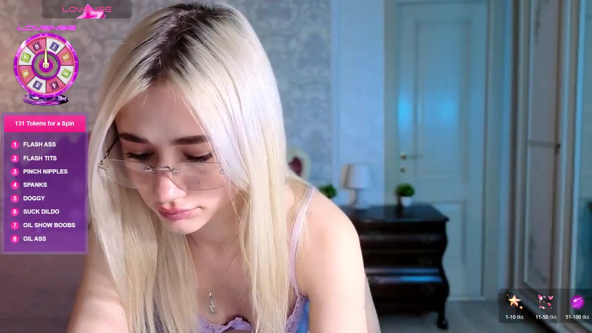 Gallery image thumbnail from Wildberry's myfreecams stream on, 05/12/2026, 12:53 image 18 of 20