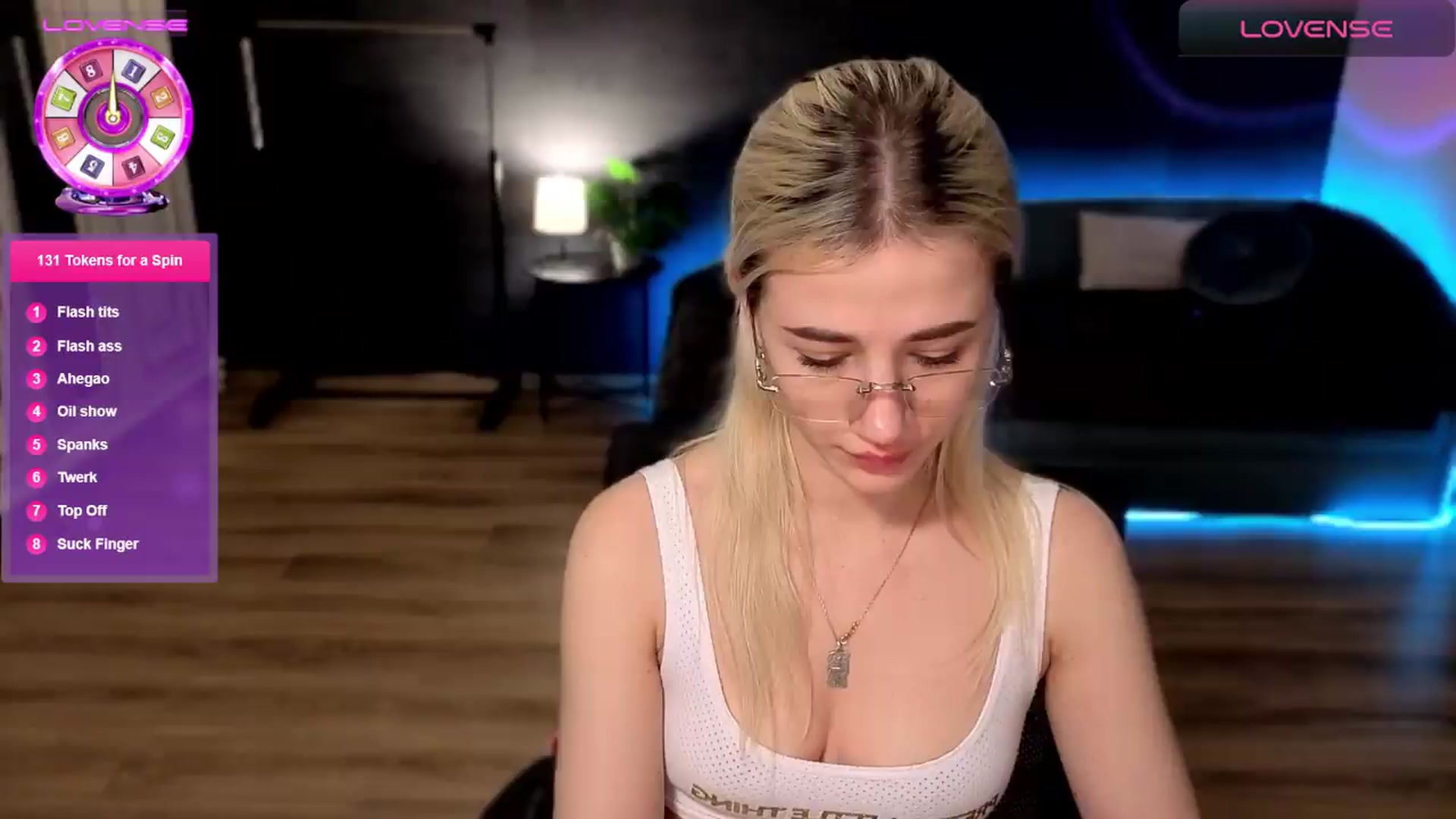 Gallery image thumbnail from Wildberry's myfreecams stream on, 06/05/2026, 14:33 image 17 of 20