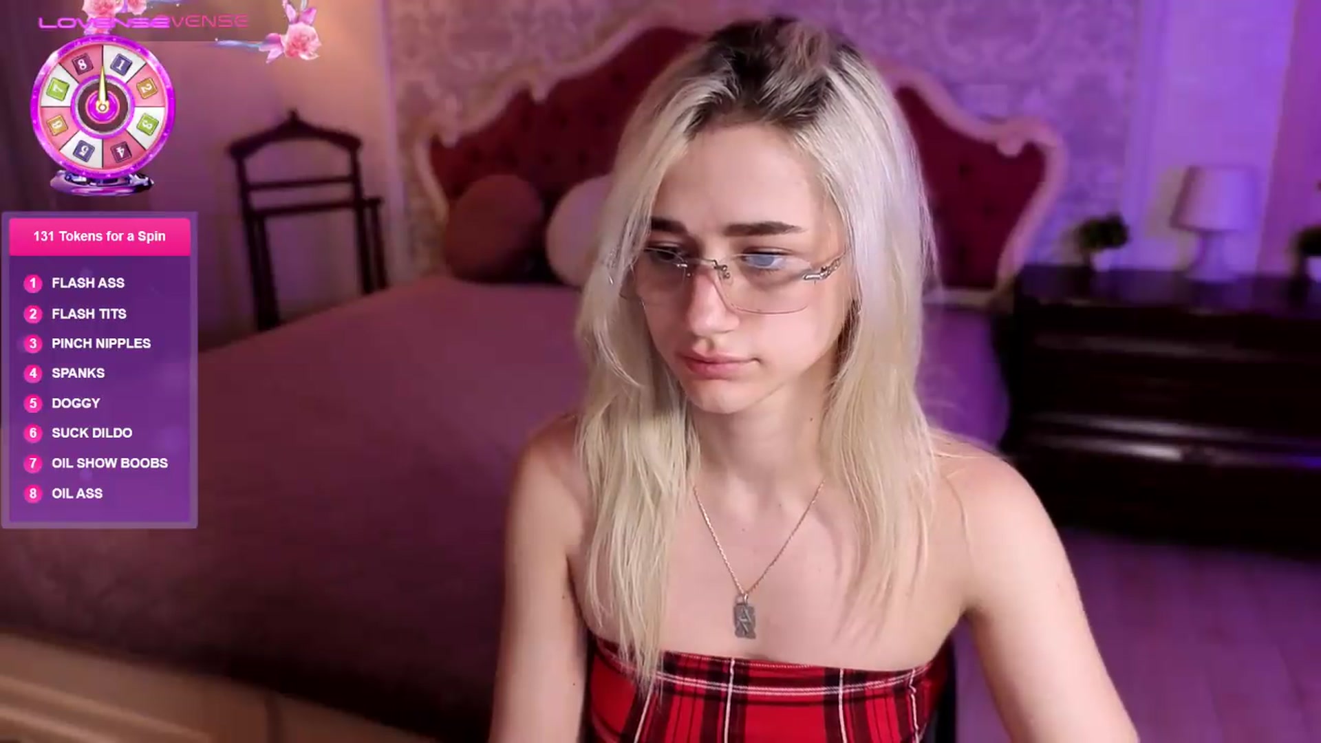 Gallery image thumbnail from Wildberry's myfreecams stream on, 06/12/2026, 11:40 image 2 of 20